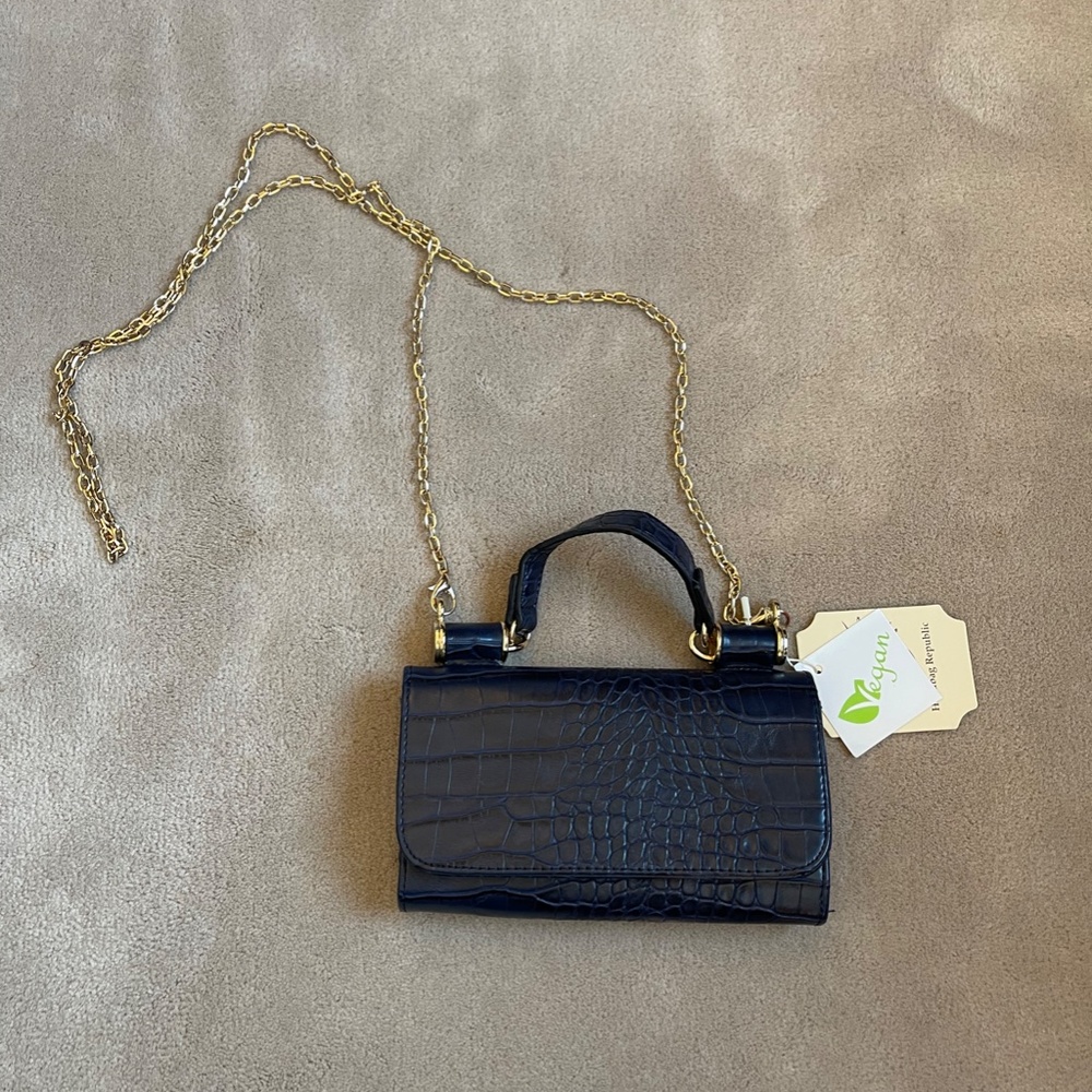 NWT Handbag Republic VEGAN handle crossbody/clutch